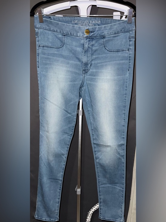 American Eagle Outfitters Denim - American Eagle Outfitters Super Stretch Women's Skinny Jeans